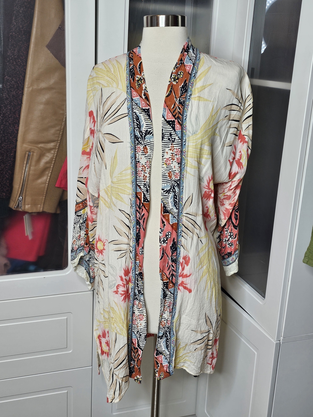 Billabong Floral Printed Open Front Kimono - Cream, Coral & Yellow